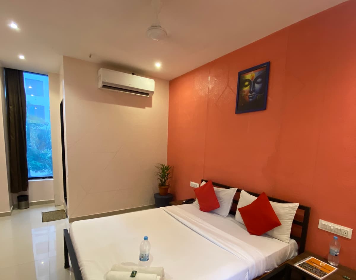 Hotel Happy Rooms